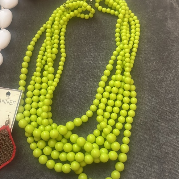 Random Jewelry items - Picture 3 of 4